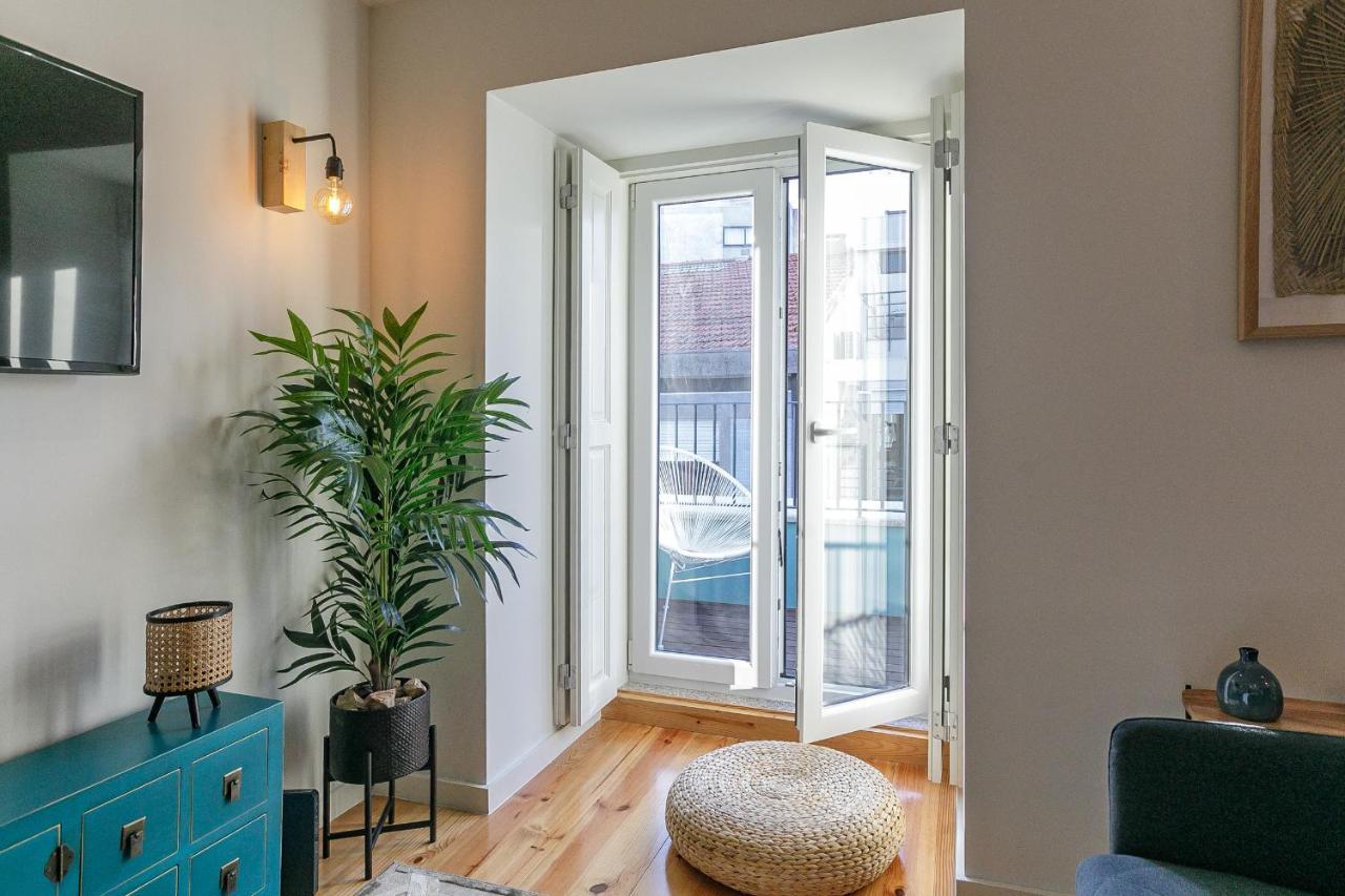 Lovelystay - Downtown Studio With Pool, Ac And Balcony OOporto Extérieur photo