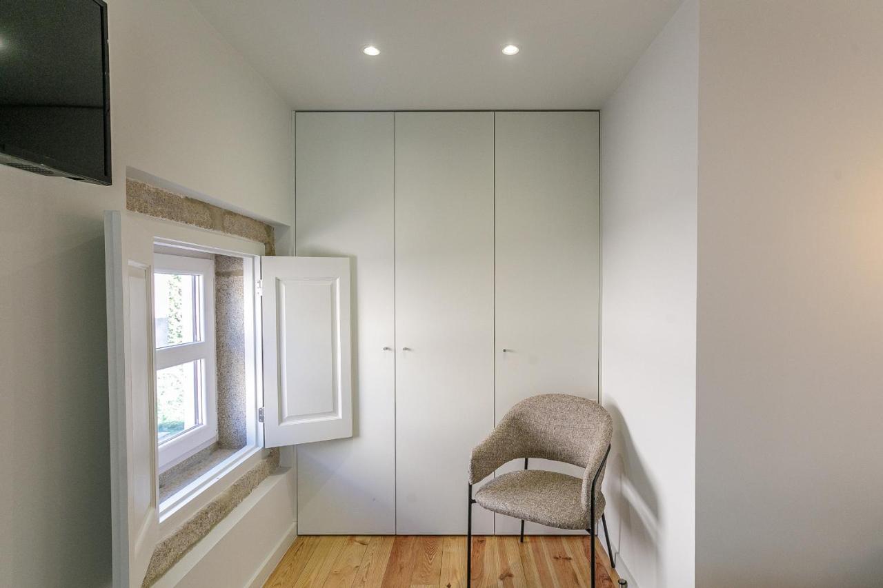 Lovelystay - Downtown Studio With Pool, Ac And Balcony OOporto Extérieur photo